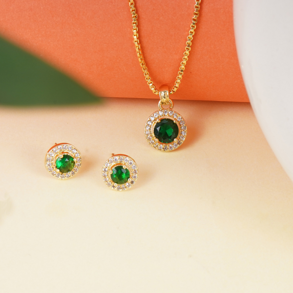 Sparkling Green Round Cut Zircon Pendant Set - Image 5